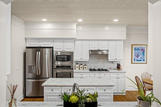 812 Hartington Ct, Franklin, TN 37064