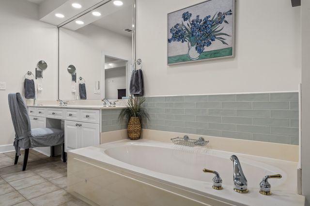 812 Hartington Ct, Franklin, TN 37064