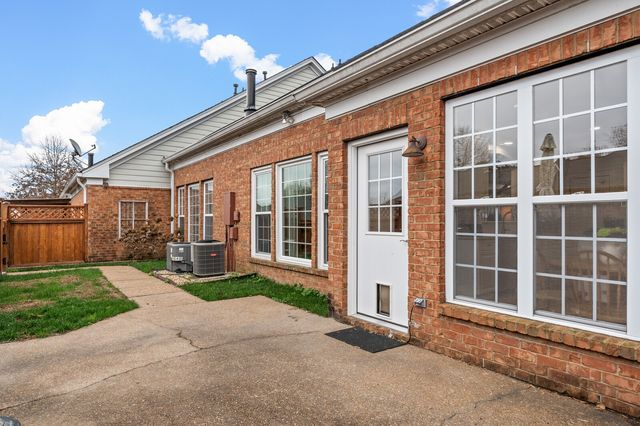 812 Hartington Ct, Franklin, TN 37064