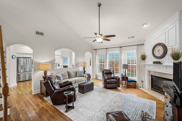 812 Hartington Ct, Franklin, TN 37064