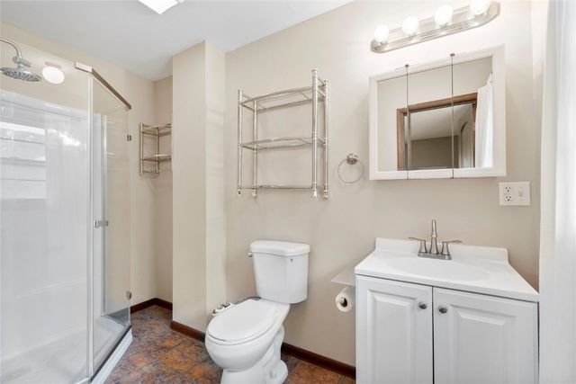 2611 Brookland Dr NE, Cedar Rapids, IA 52402