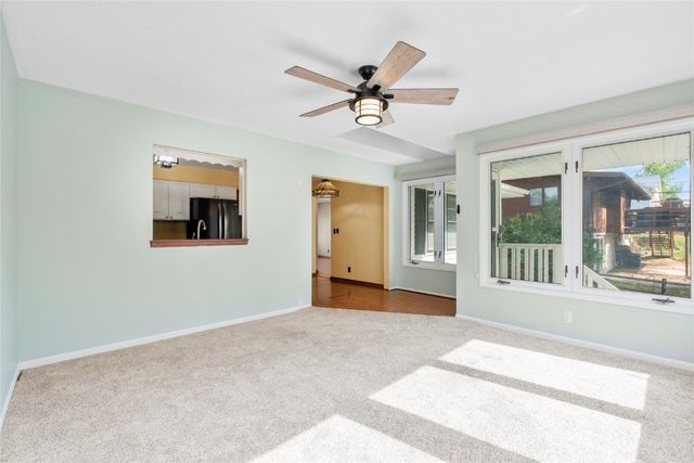 2611 Brookland Dr NE, Cedar Rapids, IA 52402