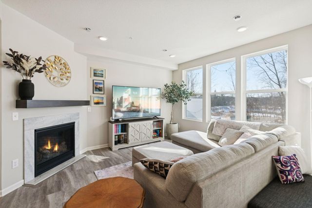 4921 Avery Court, Eagan, MN 55123