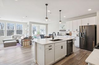 4921 Avery Court, Eagan, MN 55123