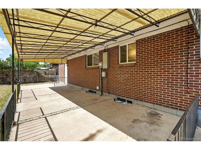 5508 Revere St, Denver, CO 80239