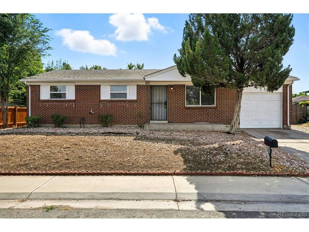 5508 Revere St, Denver, CO 80239