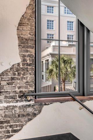 71 Wentworth Street 302, Charleston, SC 29401