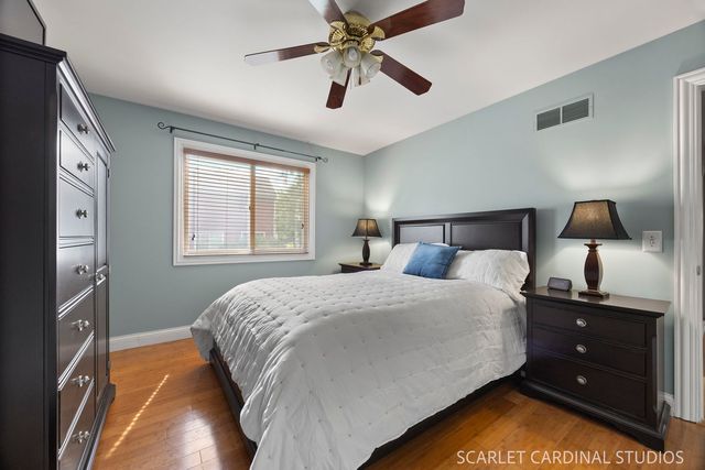 1808 Downing Court, Naperville, IL 60563