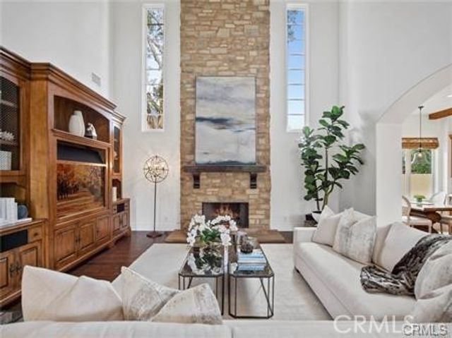 511 Fullerton, Newport Beach, CA 92663