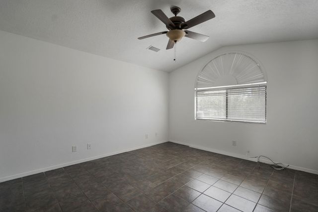 6701 Lamar Avenue NW, Albuquerque, NM 87120