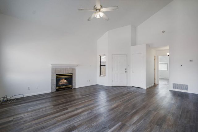 6701 Lamar Avenue NW, Albuquerque, NM 87120