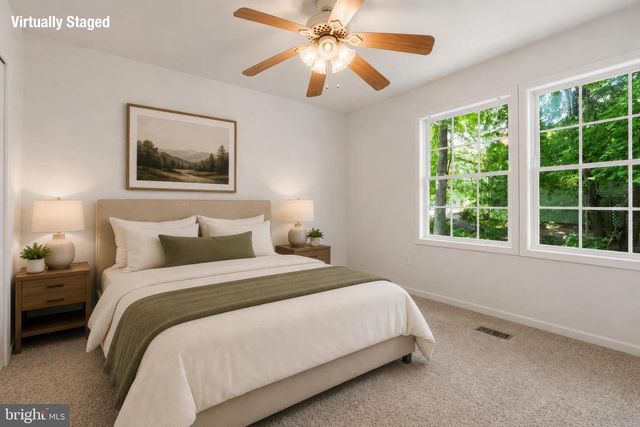 102 WAKEFIELD DR, Locust Grove, VA 22508