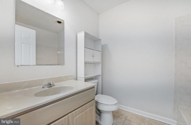 102 WAKEFIELD DR, Locust Grove, VA 22508