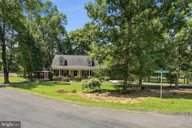 102 WAKEFIELD DR, Locust Grove, VA 22508