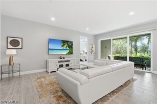 2560 Seychelles DR 1003, Naples, FL 34112