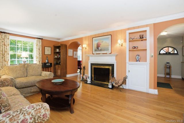 2 Turner Drive, Chappaqua, NY 10514