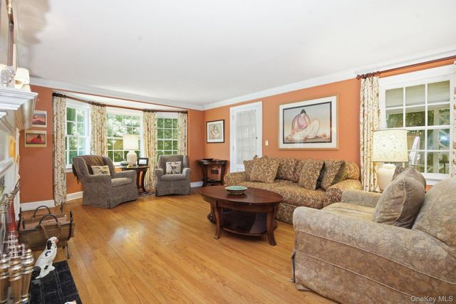 2 Turner Drive, Chappaqua, NY 10514