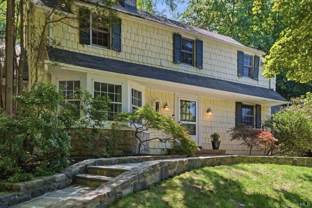 2 Turner Drive, Chappaqua, NY 10514