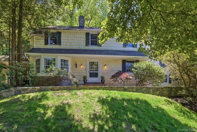2 Turner Drive, Chappaqua, NY 10514