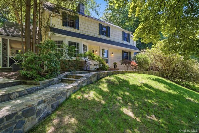 2 Turner Drive, Chappaqua, NY 10514