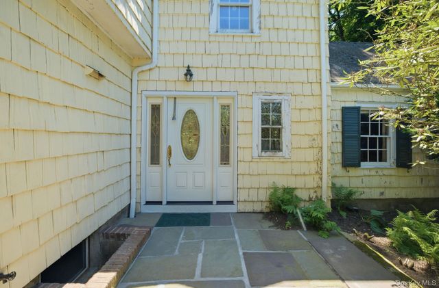 2 Turner Drive, Chappaqua, NY 10514