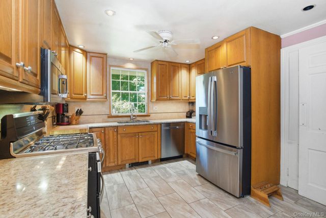 2 Turner Drive, Chappaqua, NY 10514