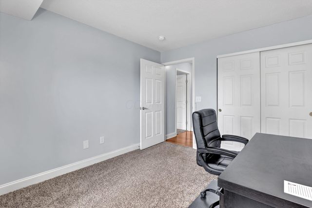 8396 Greyhawk Circle, Columbus, OH 43240