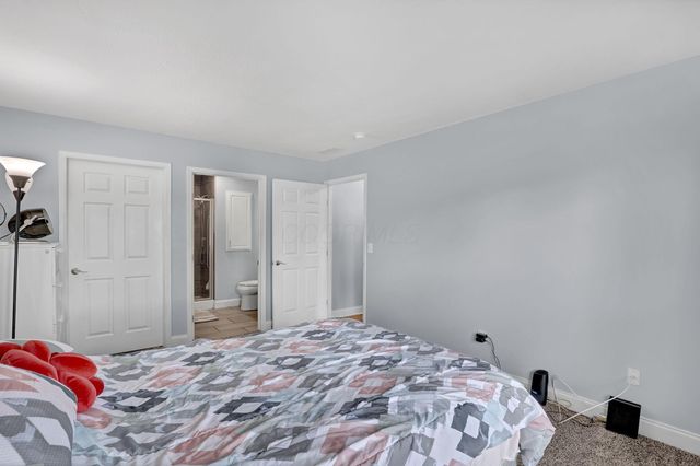 8396 Greyhawk Circle, Columbus, OH 43240