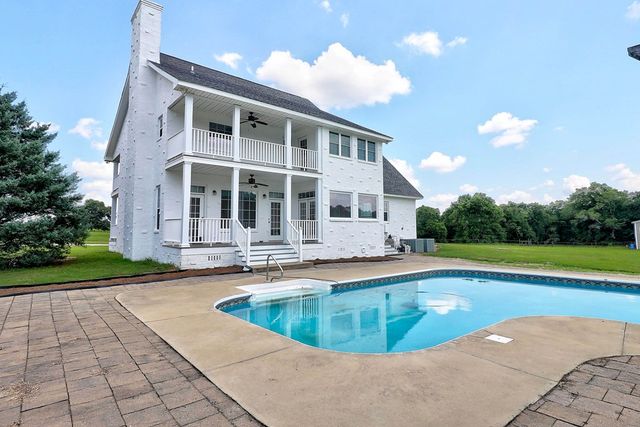 654 County Rd 21, Headland, AL 36345