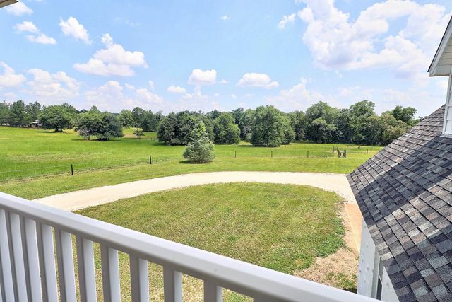 654 County Rd 21, Headland, AL 36345