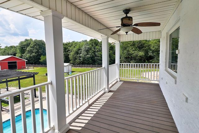 654 County Rd 21, Headland, AL 36345