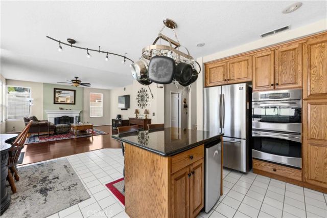 30440 Novato, Murrieta, CA 92563