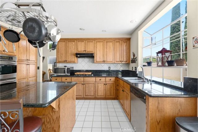 30440 Novato, Murrieta, CA 92563