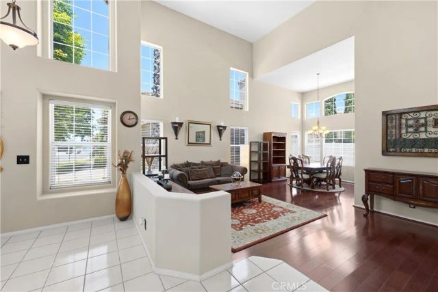 30440 Novato, Murrieta, CA 92563