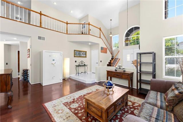 30440 Novato, Murrieta, CA 92563