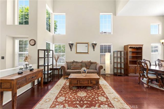 30440 Novato, Murrieta, CA 92563