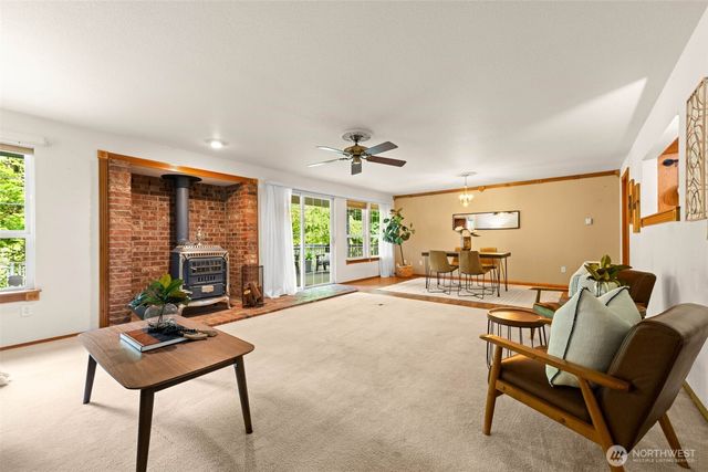 13423 100th Street NW, Gig Harbor, WA 98329