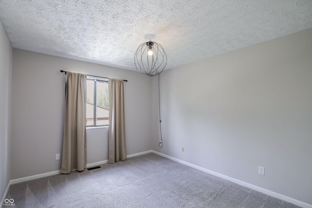 9303 Golden Oaks W, Indianapolis, IN 46260