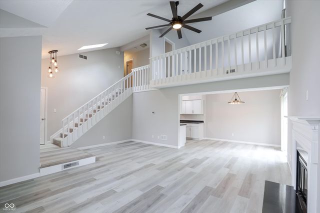 9303 Golden Oaks W, Indianapolis, IN 46260