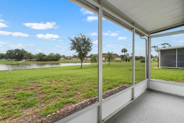 201 KINGS BOULEVARD 19, Sun City Center, FL 33573
