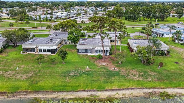 201 KINGS BOULEVARD 19, Sun City Center, FL 33573