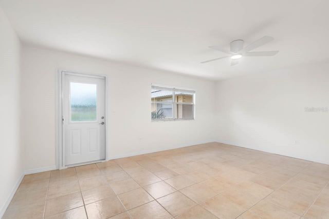 201 KINGS BOULEVARD 19, Sun City Center, FL 33573