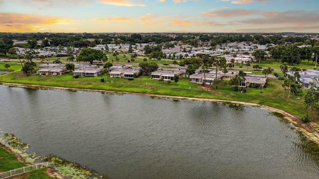 201 KINGS BOULEVARD 19, Sun City Center, FL 33573