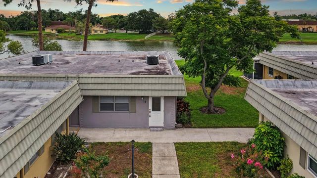201 KINGS BOULEVARD 19, Sun City Center, FL 33573