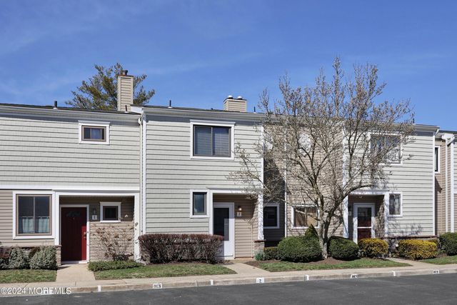 2 Elizabeth Court, Tinton Falls, NJ 07724