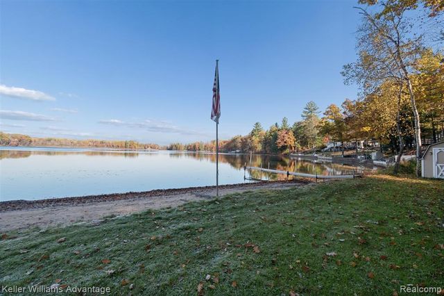 4469 Canal Drive, Harrison, MI 48625