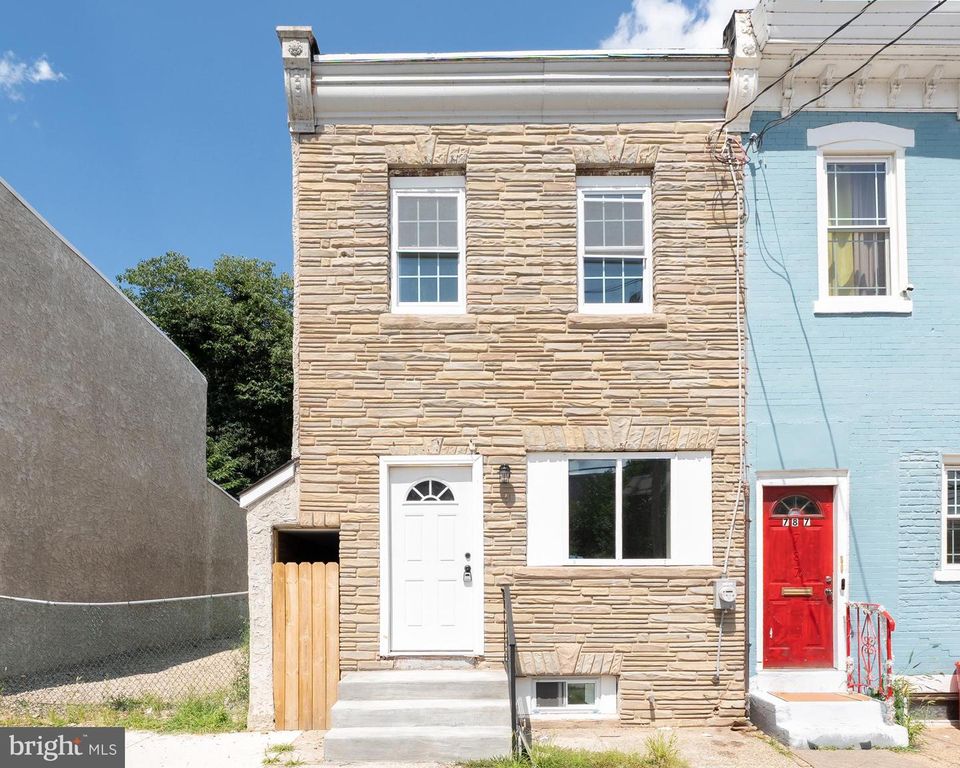 785 CHESTNUT ST, CAMDEN, NJ 08103 — exterior