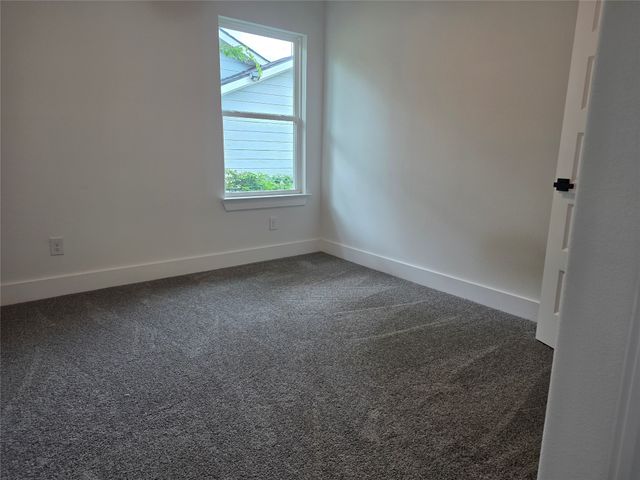 322 W Brownlee Avenue, Dallas, TX 75224