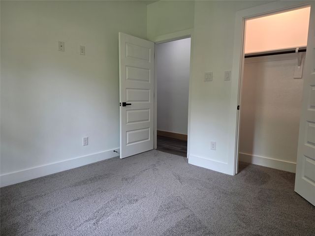 322 W Brownlee Avenue, Dallas, TX 75224