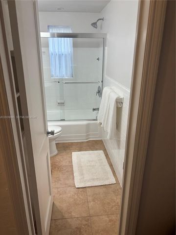 719 NE 16th Ave 719B, Fort Lauderdale, FL 33304